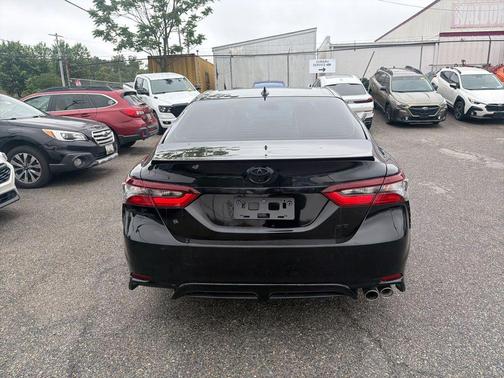 Midnight Black Metallic 2024 Toyota Camry SE