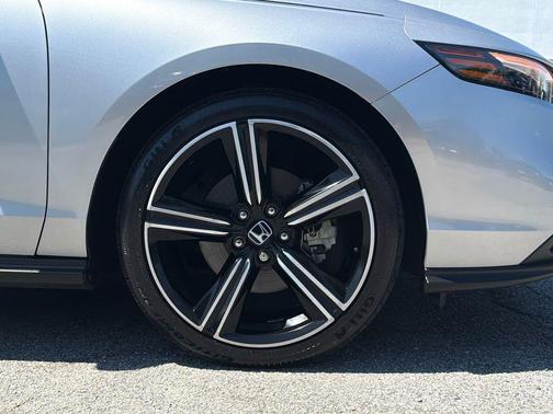 Lunar Silver Metallic 2023 Honda Accord Hybrid Sport