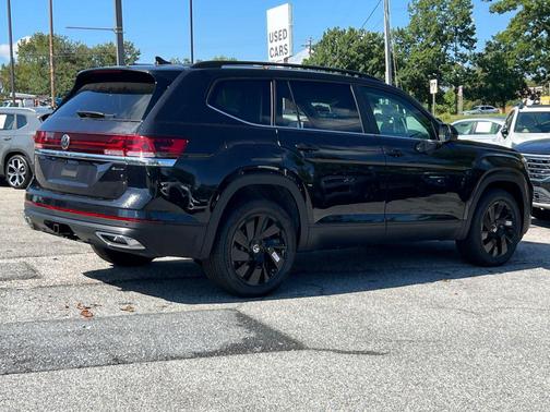 2026 Volkswagen Atlas 2.0T SE w/Technology 4MOTION