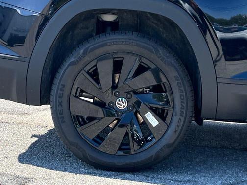 2026 Volkswagen Atlas 2.0T SE w/Technology 4MOTION