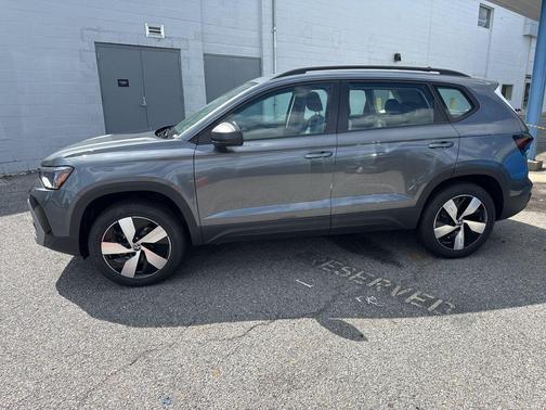 2025 Volkswagen Taos 1.5T S