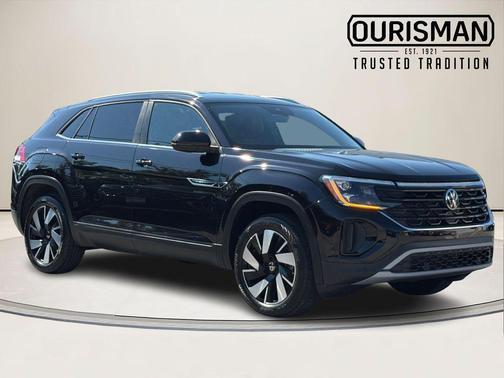 Deep Black Pearl 2025 Volkswagen Atlas Cross Sport 2.0T SE w/Technology 4MOTION