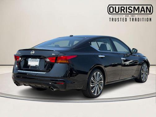 Super Black 2023 Nissan Altima 2.5 SL