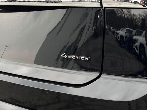 2026 Volkswagen Atlas Cross Sport 2.0T SEL