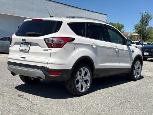 White Platinum Clearcoat Metallic 2017 Ford Escape Titanium