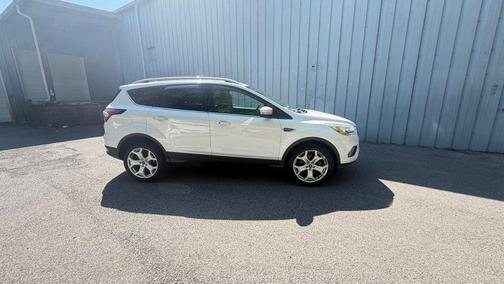 White Platinum Clearcoat Metallic 2017 Ford Escape Titanium