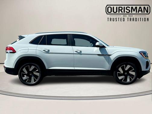 2025 Volkswagen Atlas Cross Sport 2.0T SE w/Technology 4MOTION