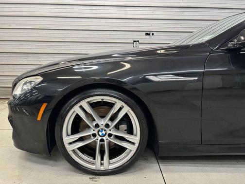 Black Sapphire Metallic 2014 BMW 650 650i