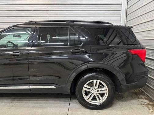 Black Metallic 2023 Ford Explorer XLT