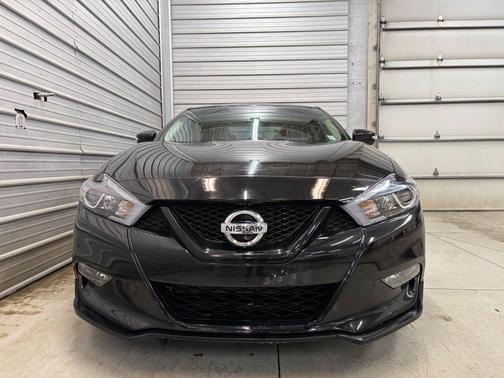 2017 Nissan Maxima 3.5 SR