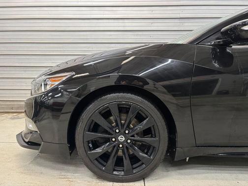 2017 Nissan Maxima 3.5 SR