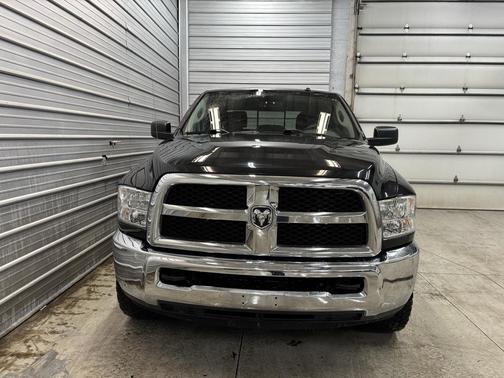 2018 RAM 2500 SLT Crew Cab 4x4 6'4' Box