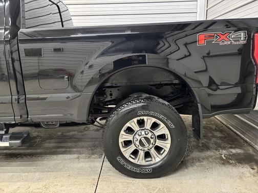 2017 Ford F-350 Lariat