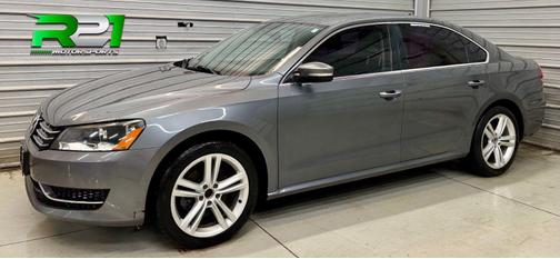 2014 Volkswagen Passat 2.0L TDI DSG SE w/Sunroof