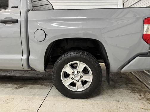2019 Toyota Tundra SR5
