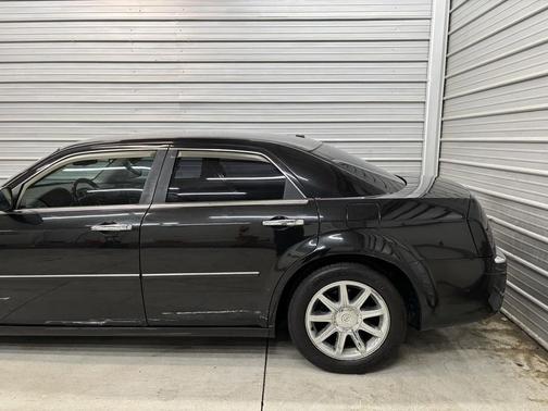 2006 Chrysler 300C Base
