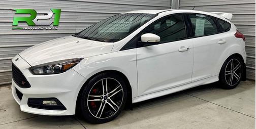 2018 Ford Focus ST 