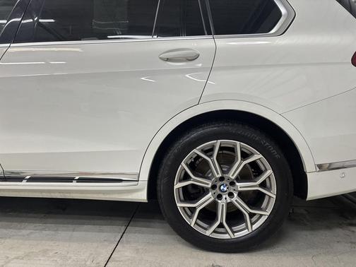 2020 BMW X7 xDrive40i