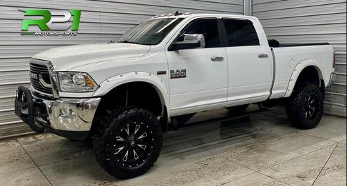 2018 RAM 2500 Laramie Crew Cab 4x4 6'4' Box