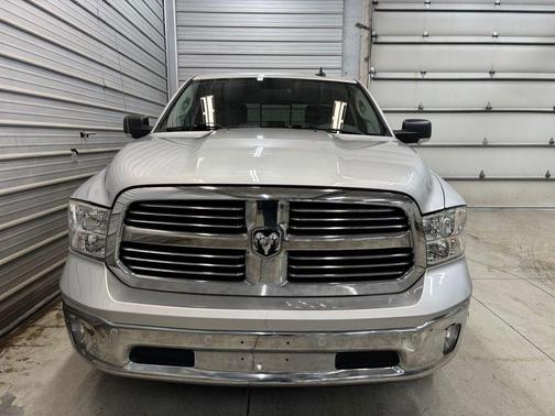 Bright Silver Metallic Clearcoat 2018 RAM 1500 Big Horn