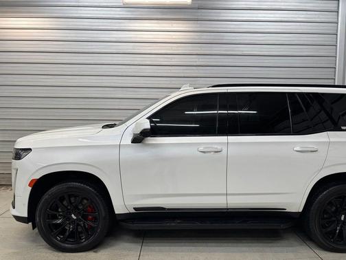 Crystal White Tricoat 2023 Cadillac Escalade Sport