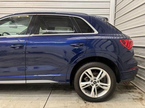 2022 Audi Q3 45 S line Premium Plus