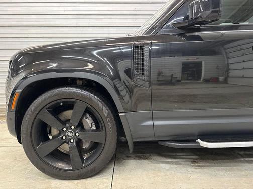 2020 Land Rover Defender 110 HSE