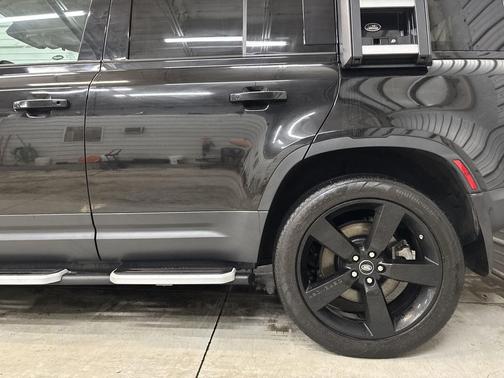 2020 Land Rover Defender 110 HSE