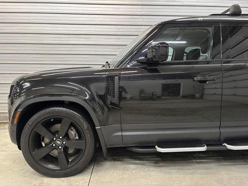 2020 Land Rover Defender 110 HSE