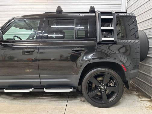 2020 Land Rover Defender 110 HSE