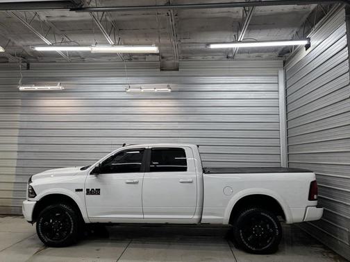 2018 RAM 3500 Laramie Crew Cab 4x4 6'4' Box