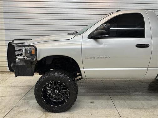 2006 Dodge Ram 2500 SLT/TRX