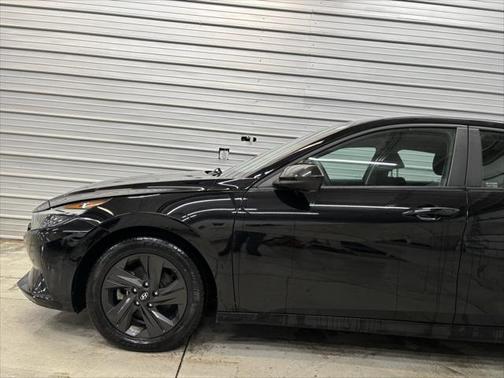 2021 Hyundai ELANTRA HEV Blue