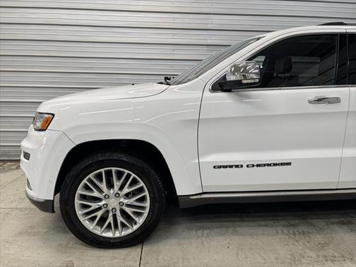 2018 Jeep Grand Cherokee Summit