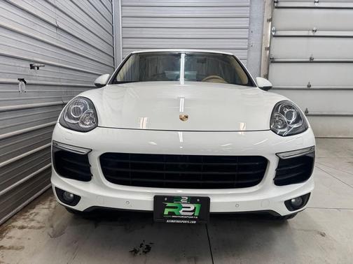 White 2017 Porsche Cayenne Platinum Edition