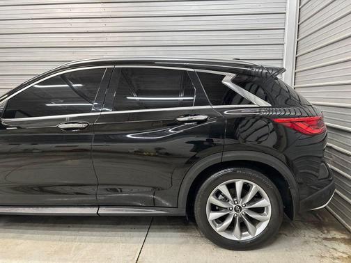 2021 INFINITI QX50 LUXE AWD