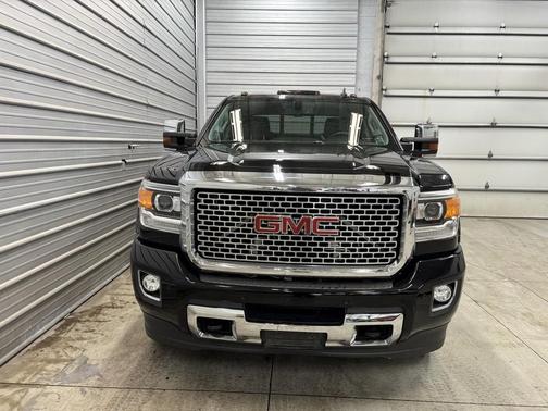 2015 GMC Sierra 2500 Denali
