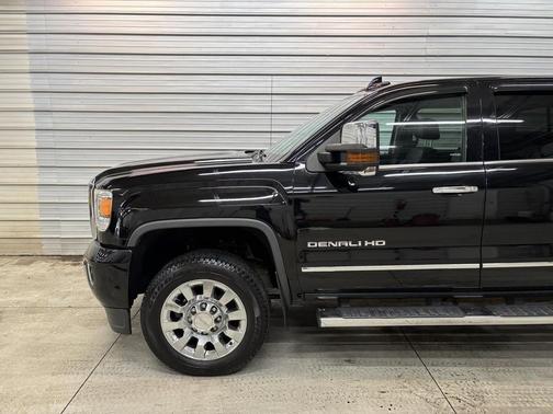 2015 GMC Sierra 2500 Denali