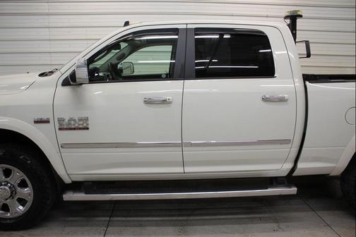 2016 RAM 3500 Laramie