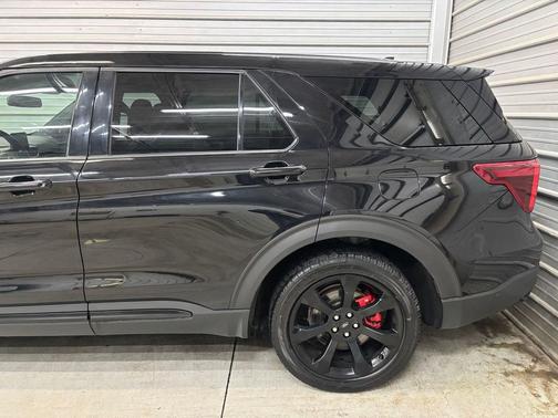 Agate Black Metallic 2021 Ford Explorer ST