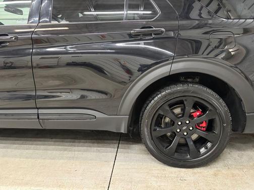 Agate Black Metallic 2021 Ford Explorer ST