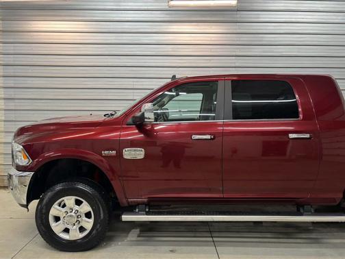 Delmonico Red Pearlcoat 2018 RAM 2500 Longhorn