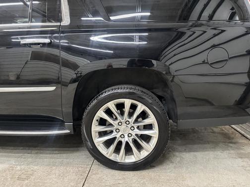 2019 Cadillac Escalade ESV Luxury