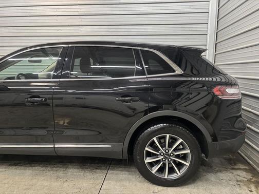 2022 Lincoln Nautilus Standard