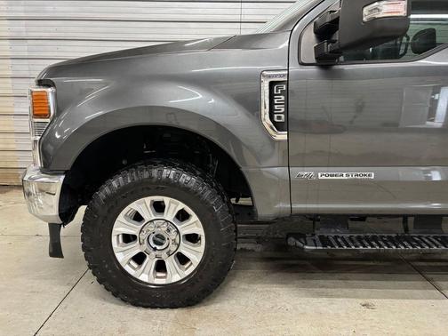 Magnetic Metallic 2020 Ford F-250 XLT