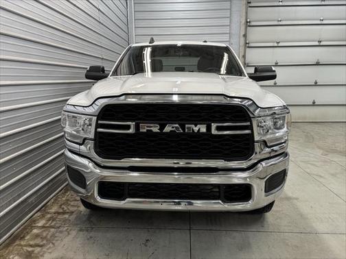 2022 RAM 2500 Tradesman Crew Cab 4x4 8' Box