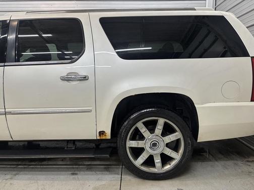 2011 Cadillac Escalade ESV Premium