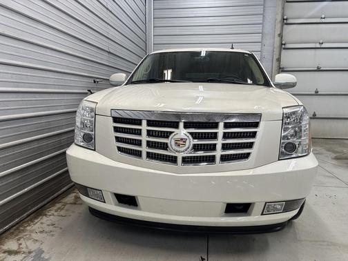 2011 Cadillac Escalade ESV Premium