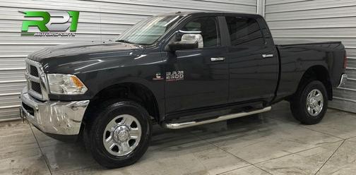 2017 RAM 2500 SLT Crew Cab 4x4 6'4' Box
