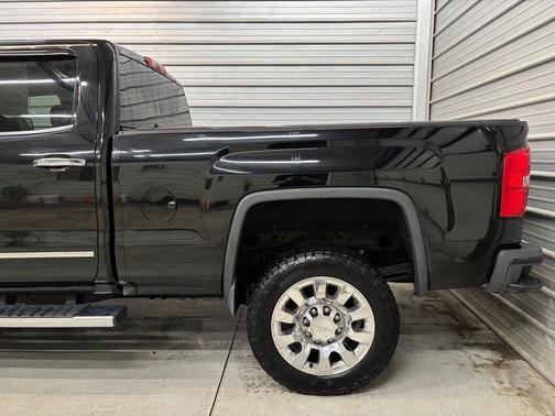 2016 GMC Sierra 2500 Denali